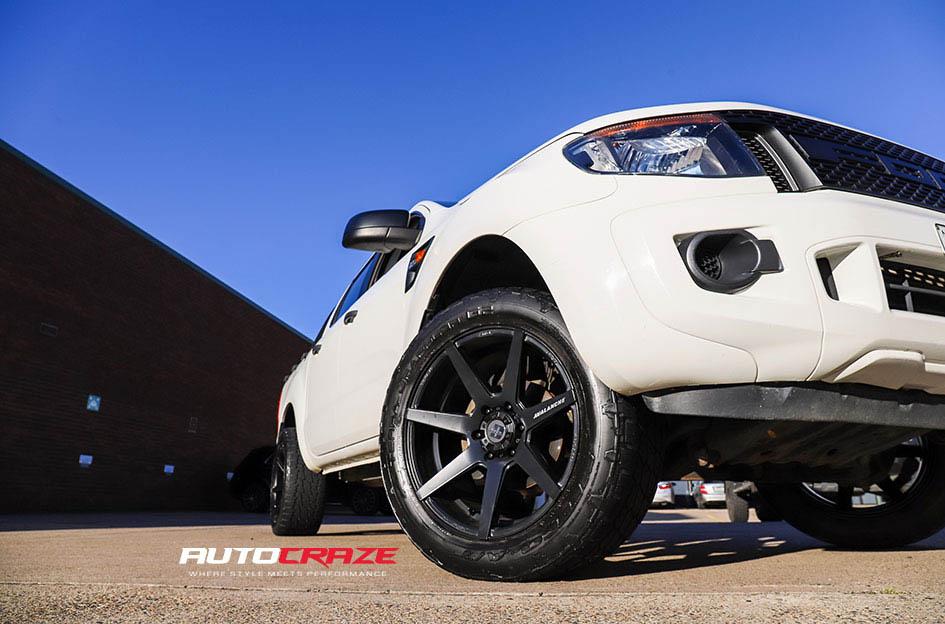 FORD RANGER AVALANCHE MATTE BLACK FRONT MILLED